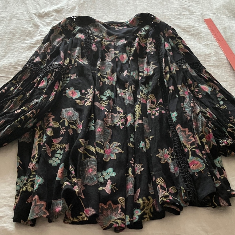 Free People Black Floral Top - Picture 9 of 11